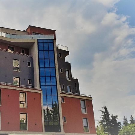 Хотел "Авеню" Hotel Sztara Zagora Kültér fotó